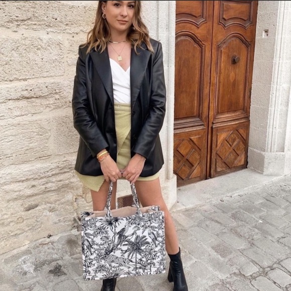 LAST 1️⃣—NWT H&M Big Tote Dior Style Bag - Picture 16 of 16